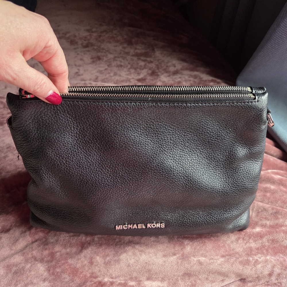 Michael Kors Black Leather Crossbody Purse (Project Piece)